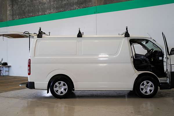 2016 Toyota Hiace TRH201R LWB