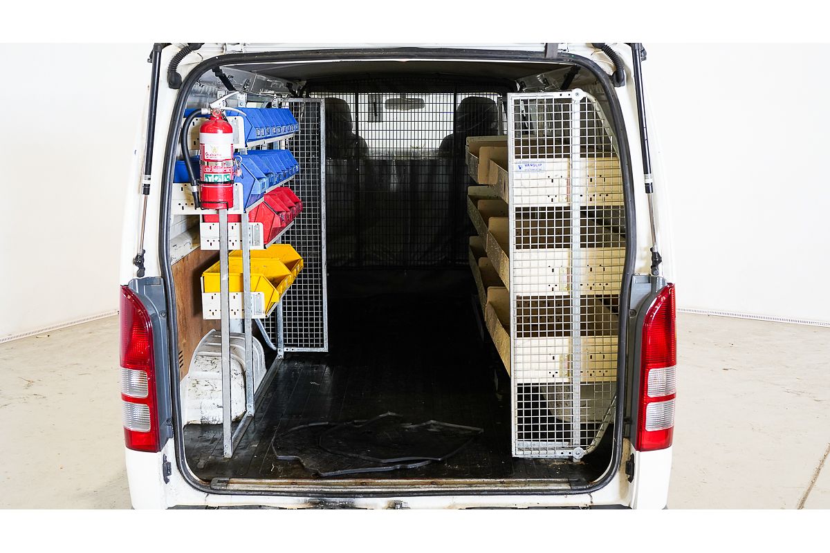 2016 Toyota Hiace TRH201R LWB