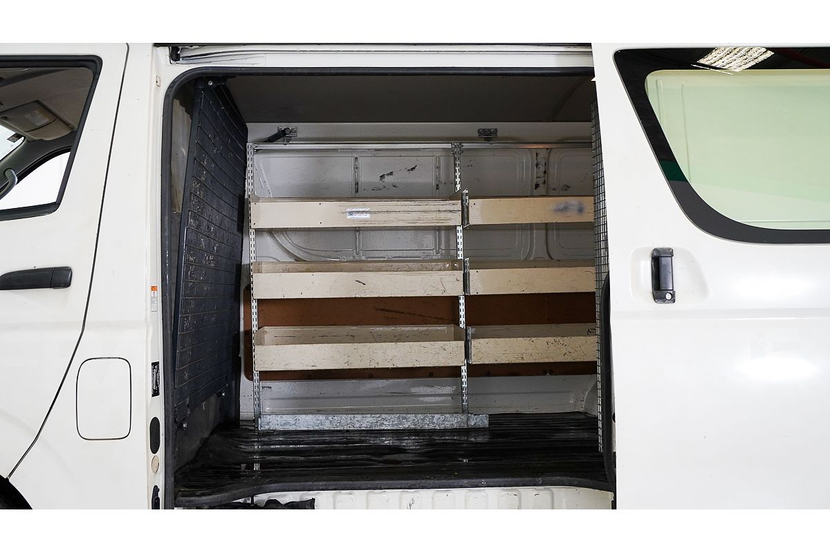 2016 Toyota Hiace TRH201R LWB