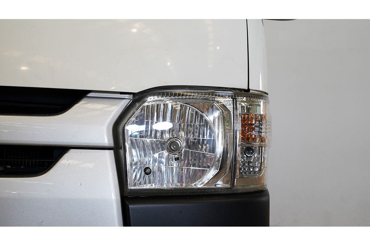 2016 Toyota Hiace TRH201R LWB