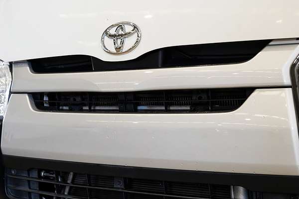 2016 Toyota Hiace TRH201R LWB