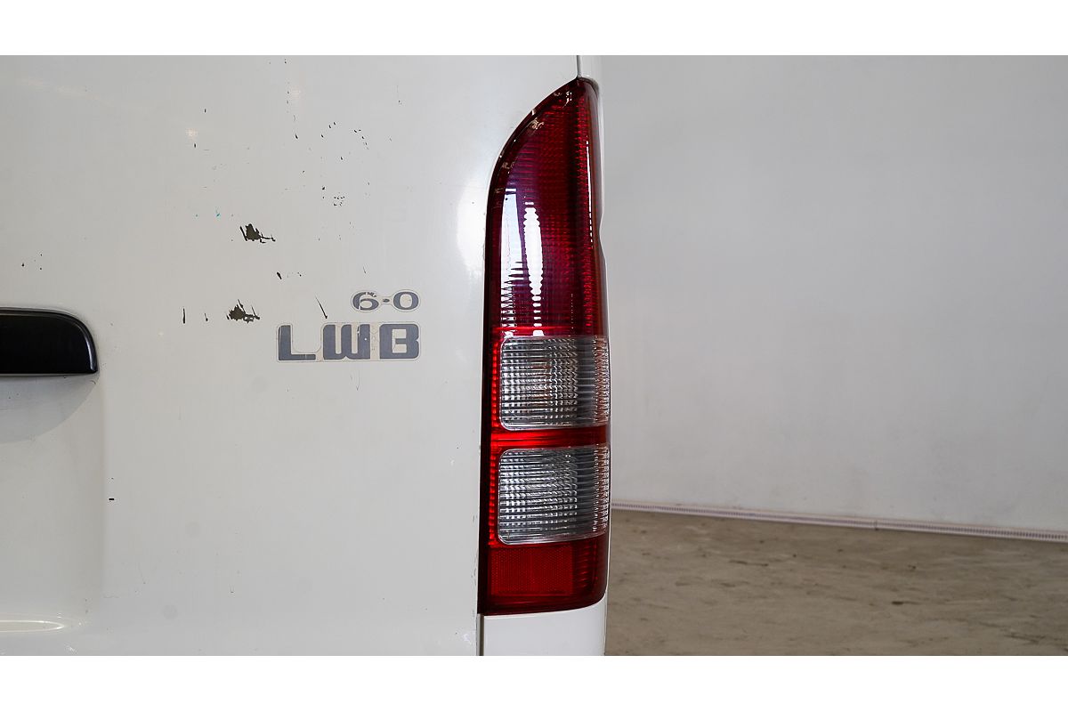 2016 Toyota Hiace TRH201R LWB