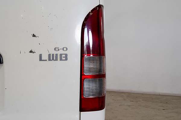 2016 Toyota Hiace TRH201R LWB