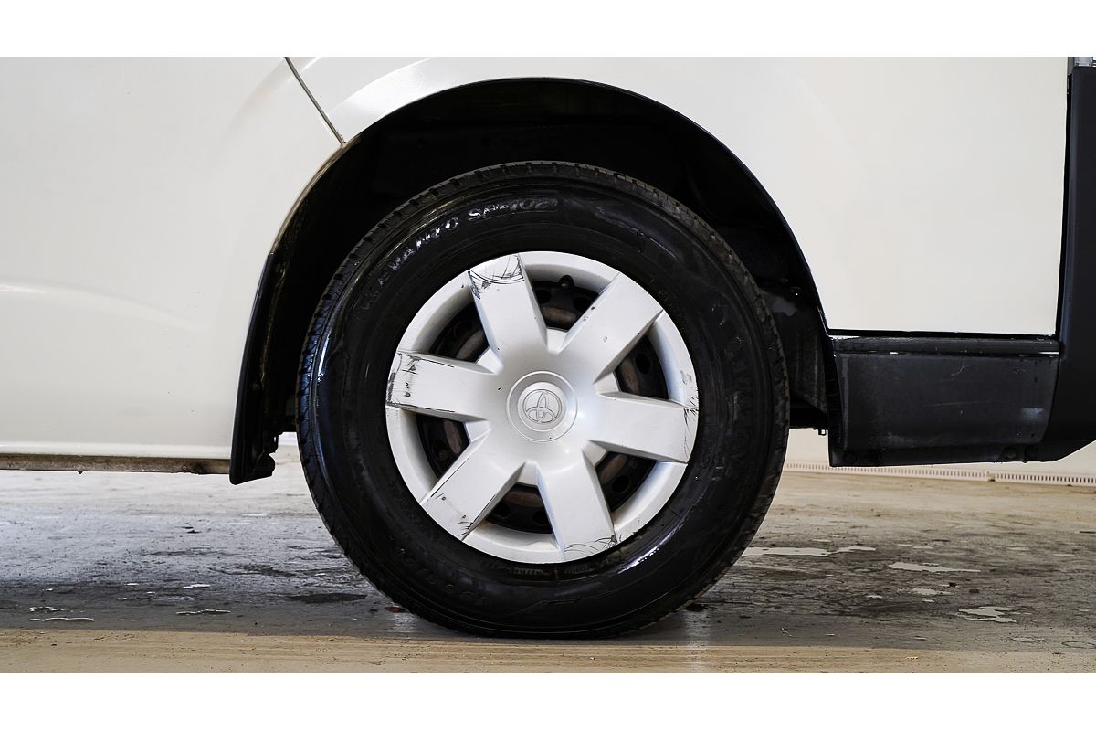 2016 Toyota Hiace TRH201R LWB