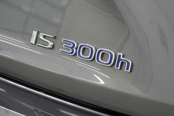 2014 Lexus IS IS300h Luxury AVE30R