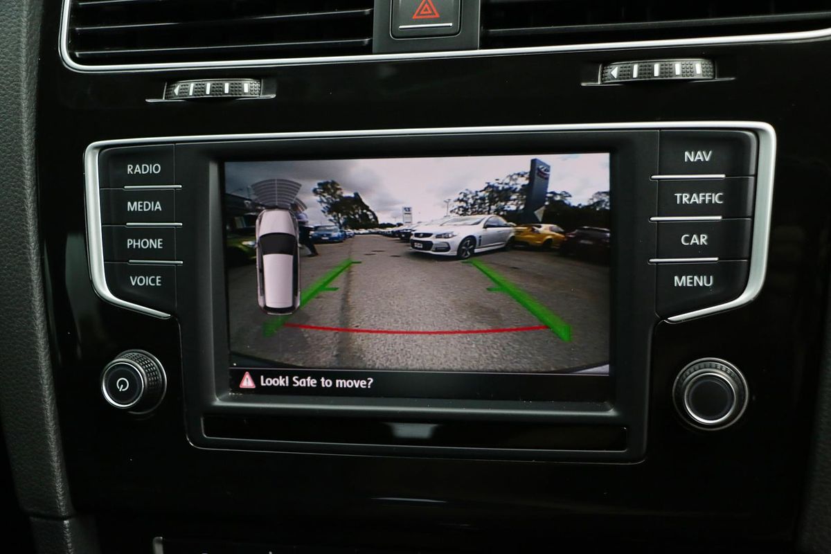 2016 Volkswagen Golf 110TSI Highline 7