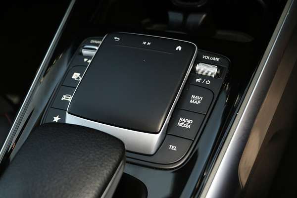 2022 Mercedes-Benz GLB-Class GLB200 X247