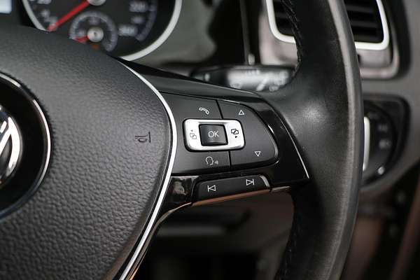 2016 Volkswagen Golf 110TSI Highline 7