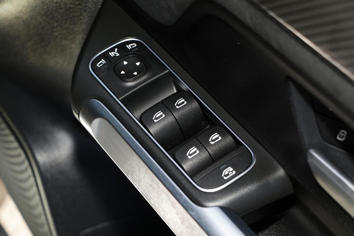 2022 Mercedes-Benz GLB-Class GLB200 X247