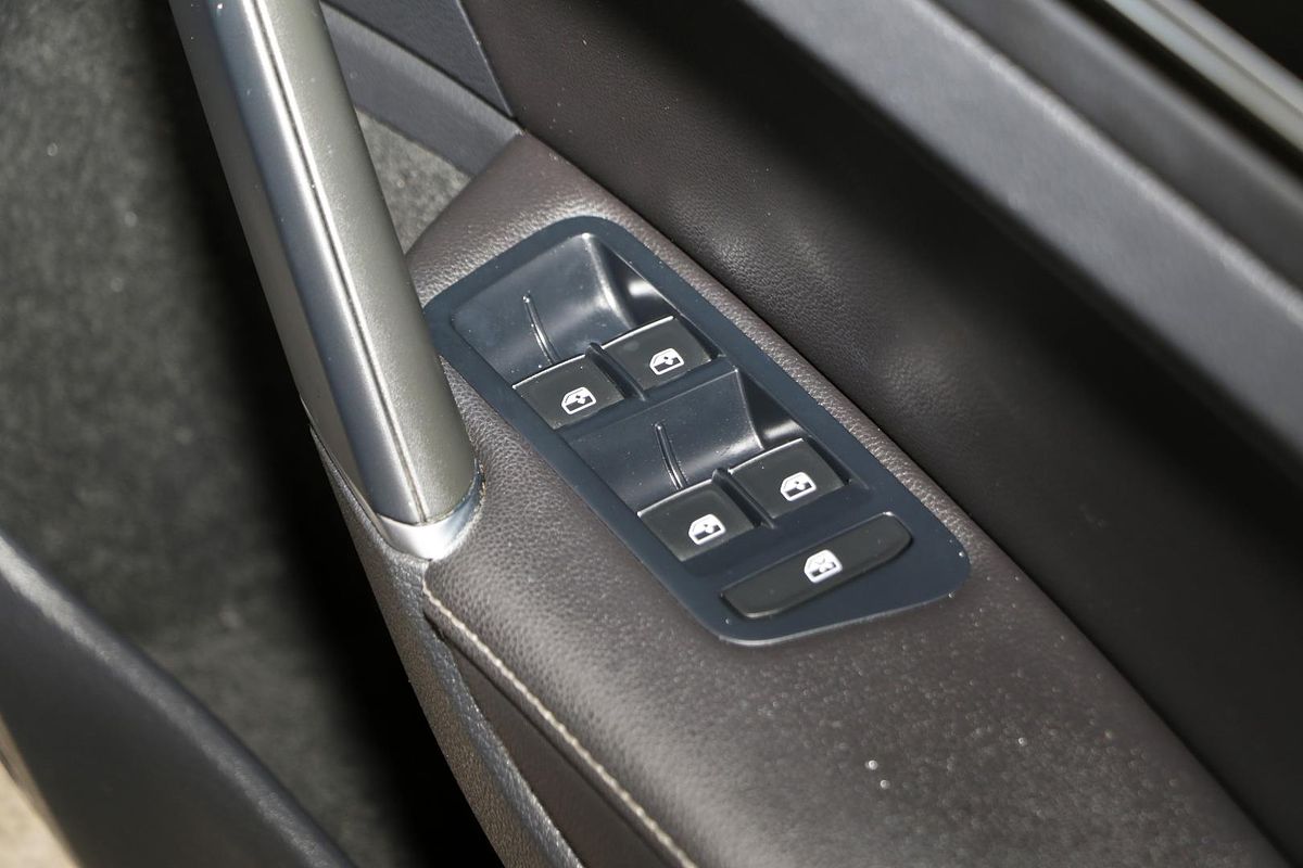 2016 Volkswagen Golf 110TSI Highline 7