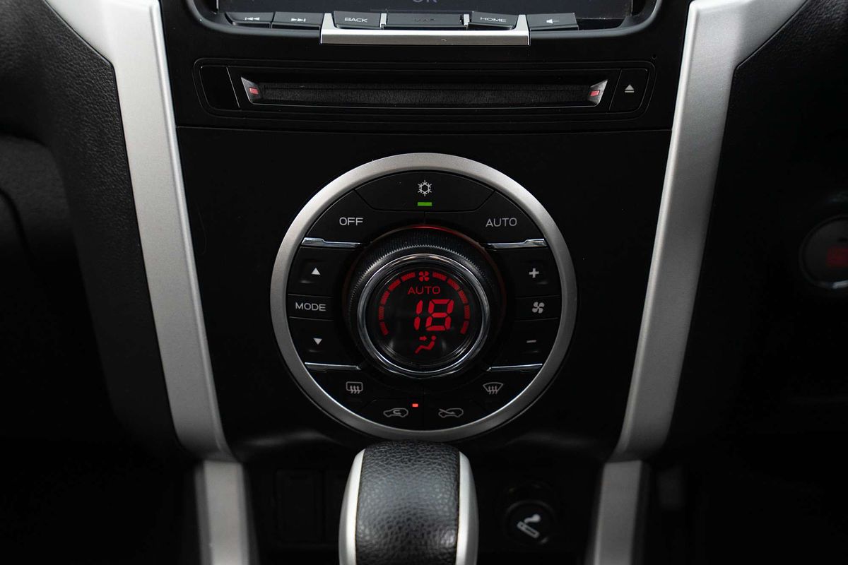 2018 Isuzu MU-X LS-T