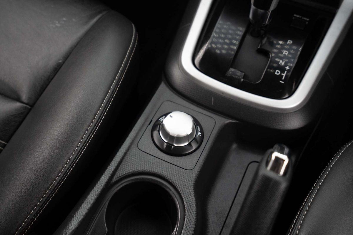 2018 Isuzu MU-X LS-T