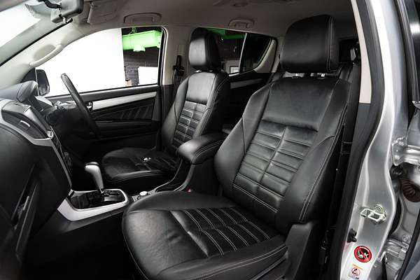 2018 Isuzu MU-X LS-T