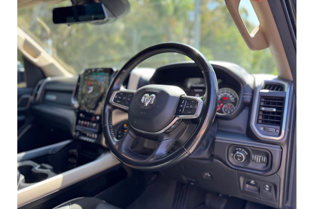 2020 RAM 1500 Laramie DT 4X4 SWB