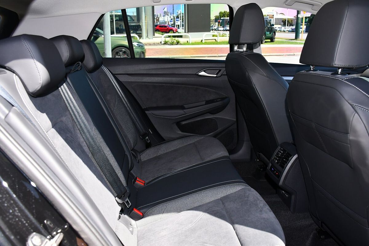 2025 Volkswagen Golf 110TSI Style 8.5