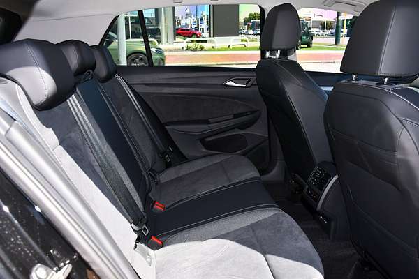 2025 Volkswagen Golf 110TSI Style 8.5