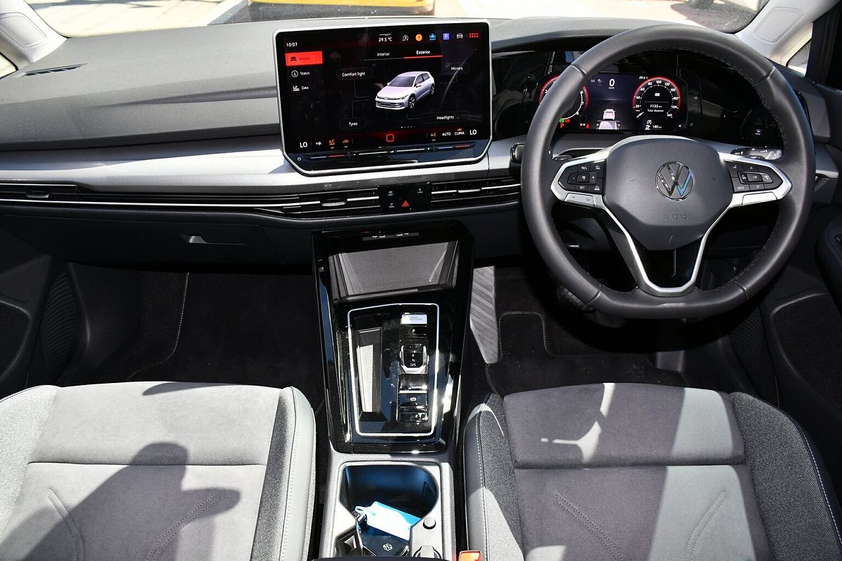 2025 Volkswagen Golf 110TSI Style 8.5