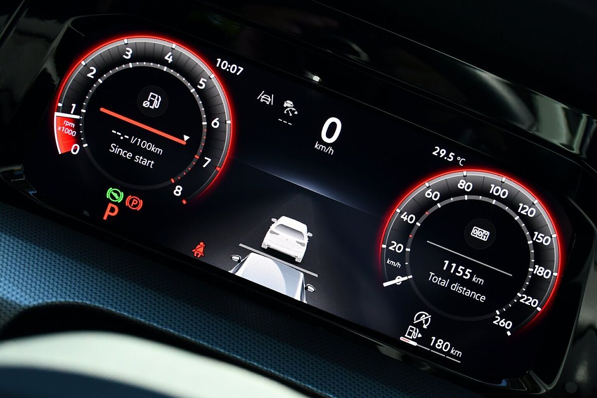 2025 Volkswagen Golf 110TSI Style 8.5