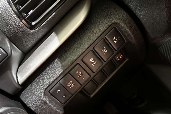 2023 Mitsubishi Eclipse Cross Exceed YB