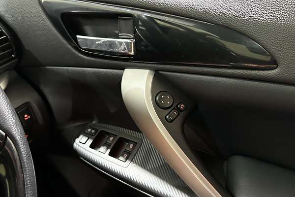 2023 Mitsubishi Eclipse Cross Exceed YB