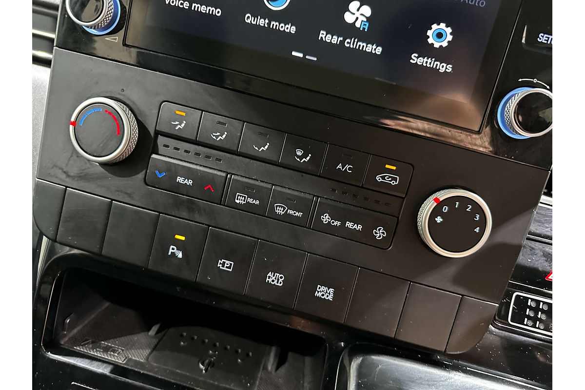 2023 Hyundai STARIA  US4.V2