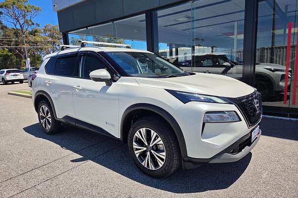 2023 Nissan X-TRAIL ST-L e-POWER T33