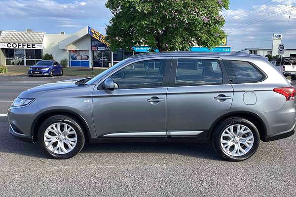 2021 Mitsubishi Outlander ES ZL