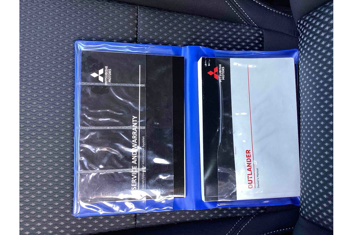 2021 Mitsubishi Outlander ES ZL