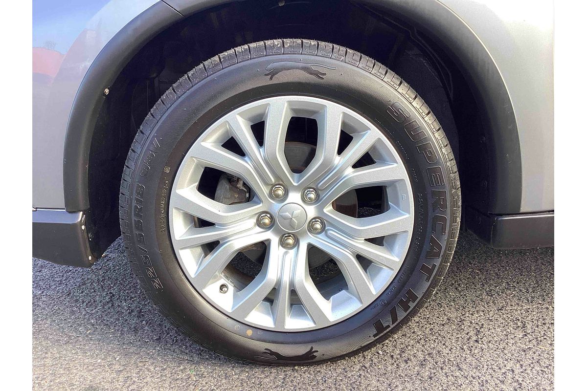 2021 Mitsubishi Outlander ES ZL