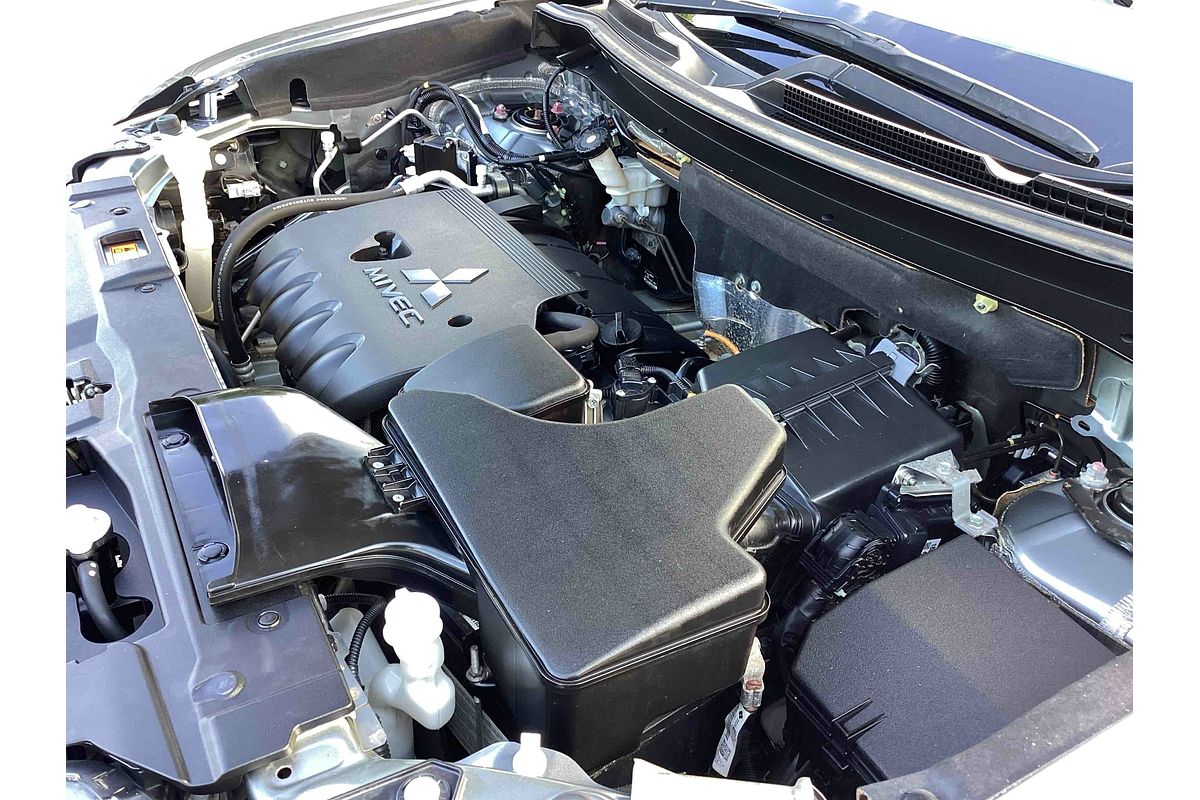 2021 Mitsubishi Outlander ES ZL