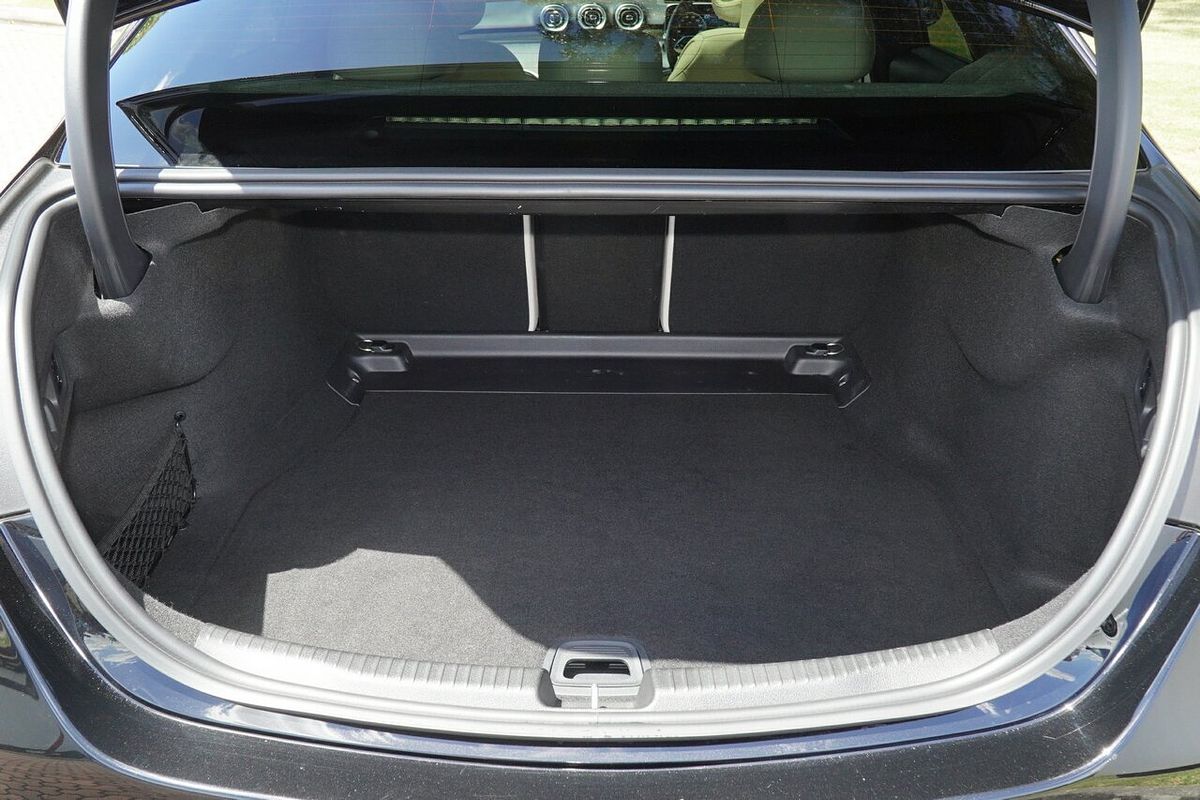 2022 Mercedes-Benz C-Class C200 W206