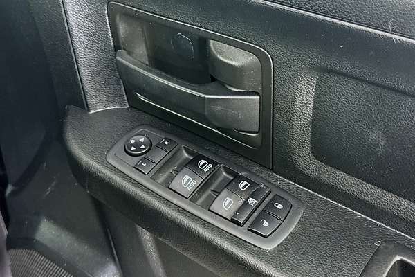 2020 RAM 1500 EXPRESS MY19 4X4