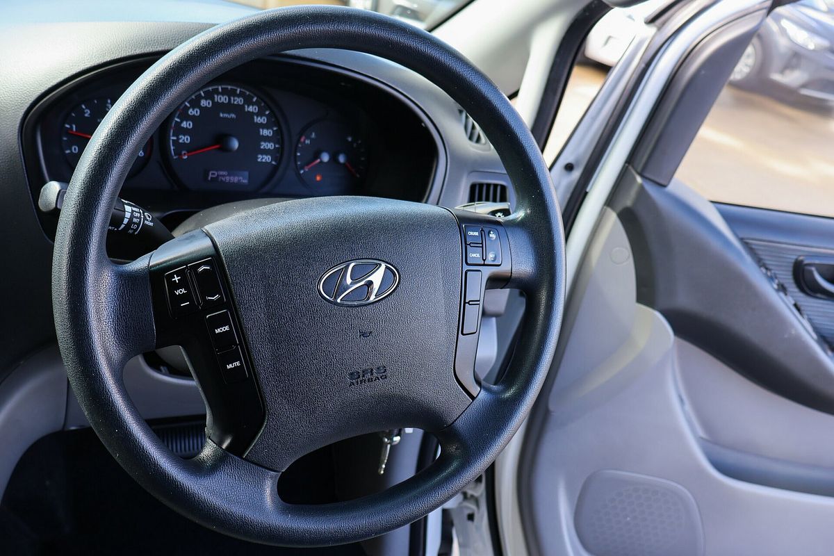 2017 Hyundai iLoad TQ3-V Series II