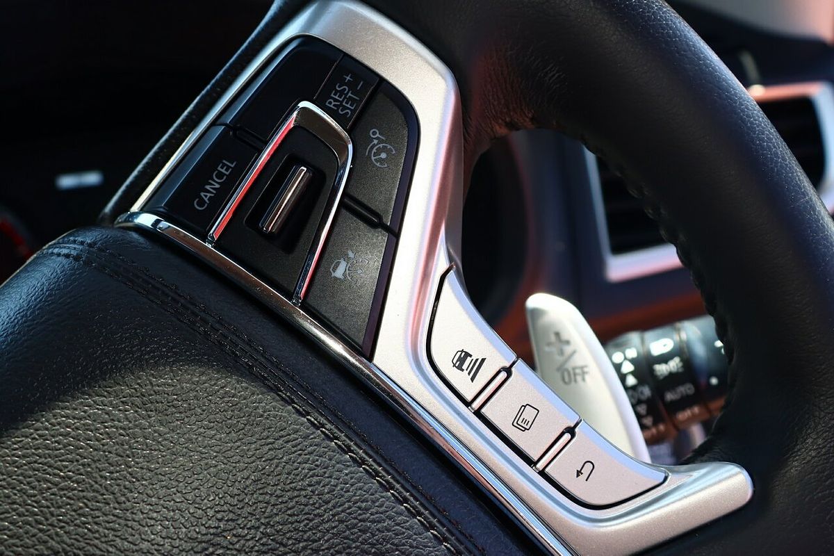 2023 Mitsubishi Pajero Sport GLS QF