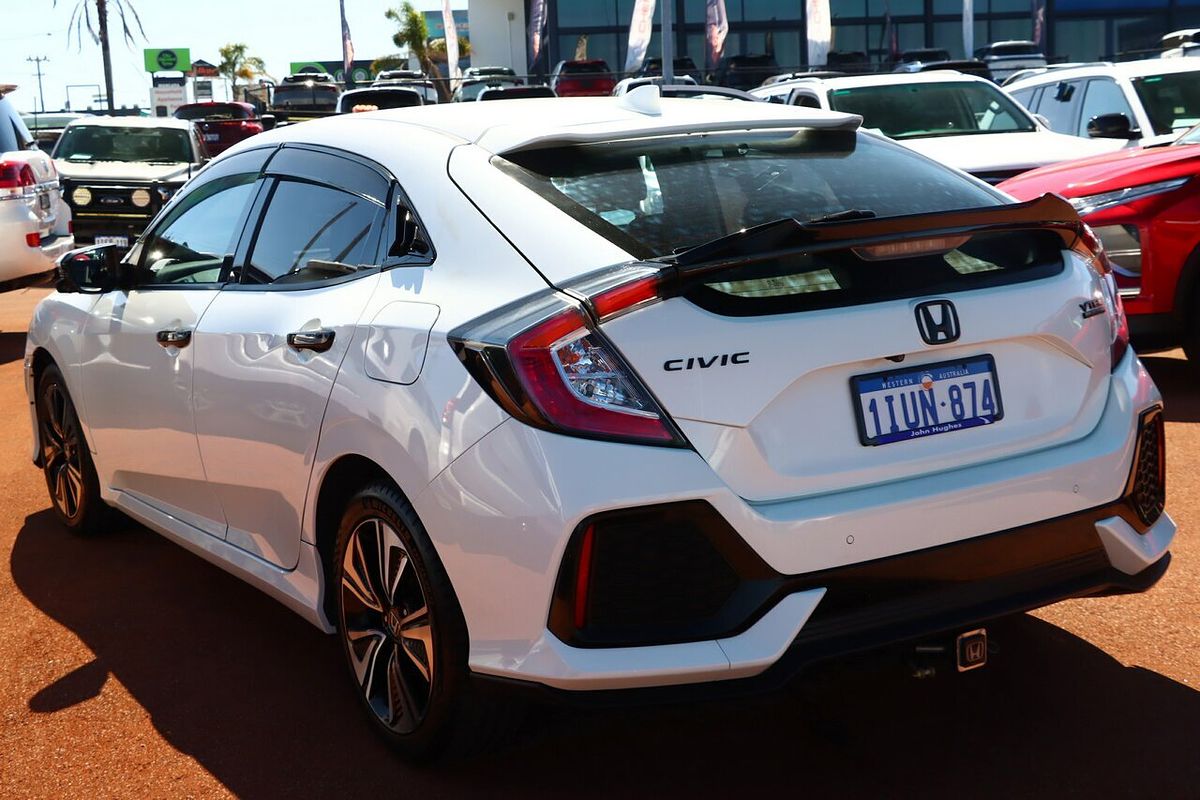 2019 Honda Civic VTi-LX 10th Gen
