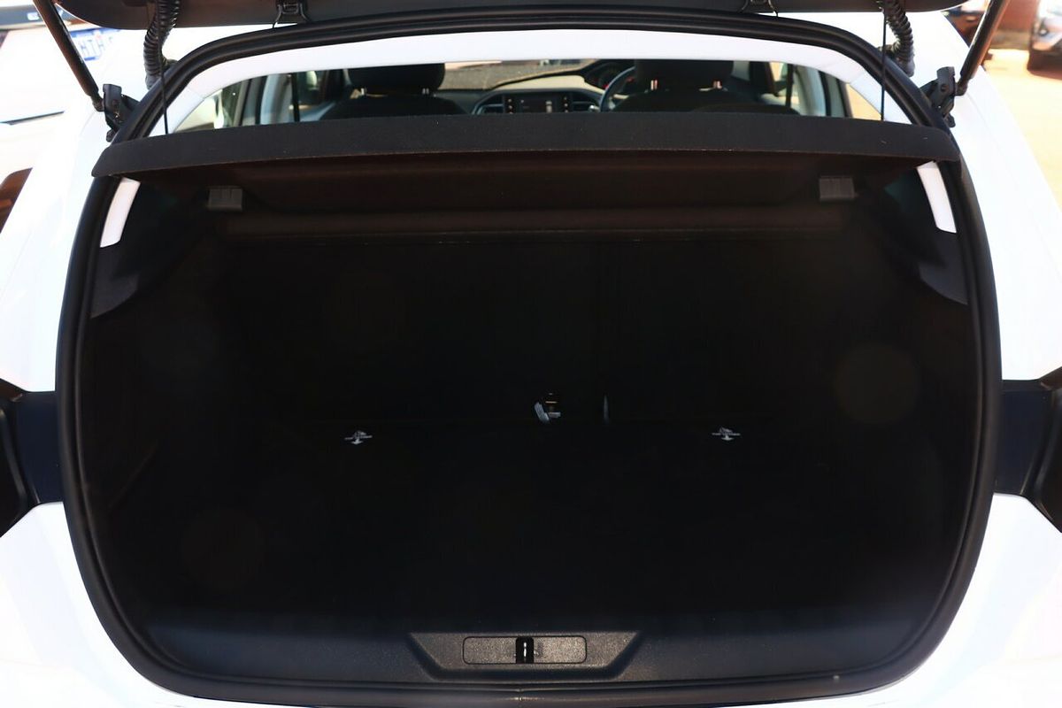 2017 Peugeot 308 Active T9