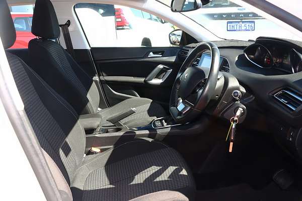 2017 Peugeot 308 Active T9