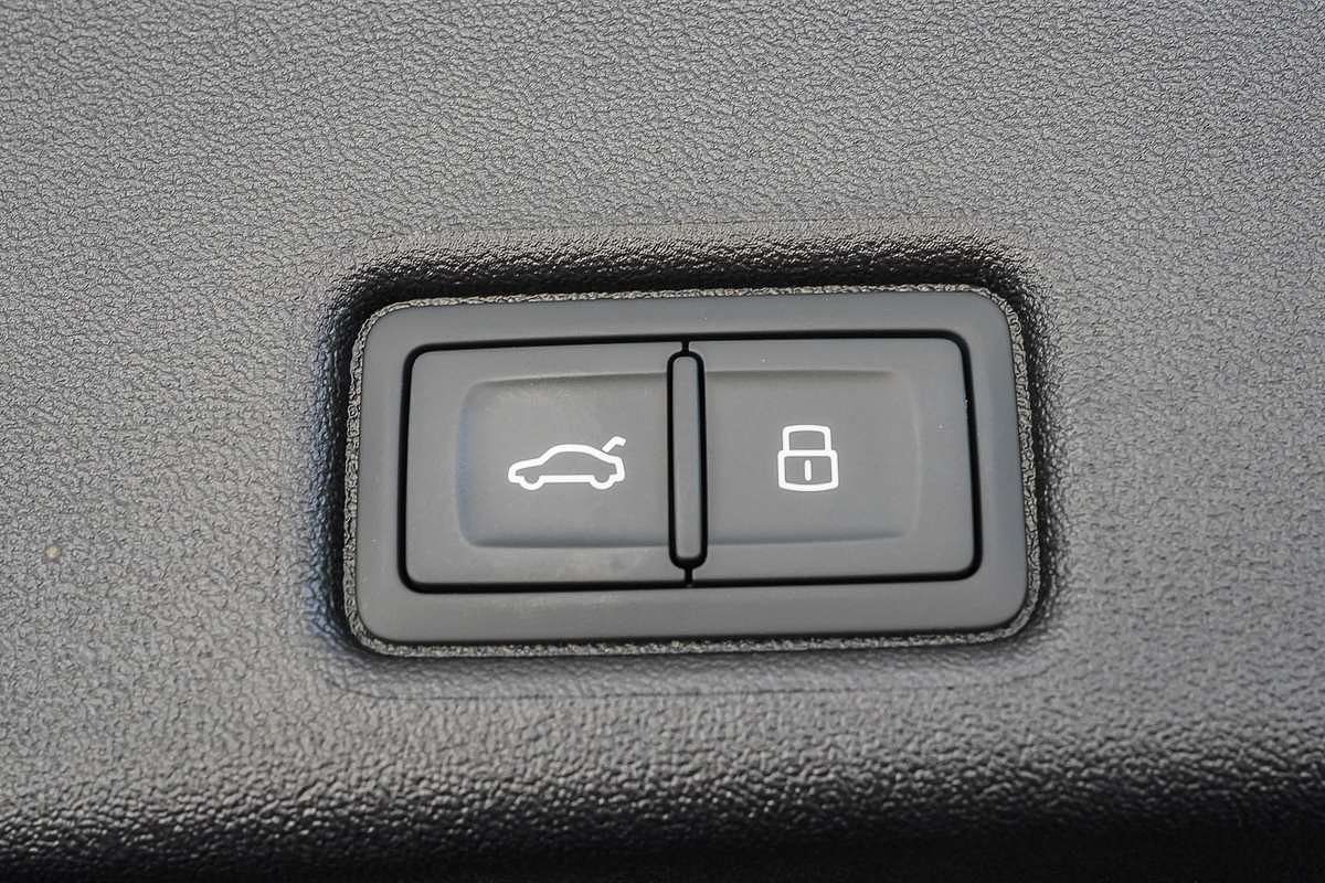 2025 Audi Q5 TDI 150kW Sport GU