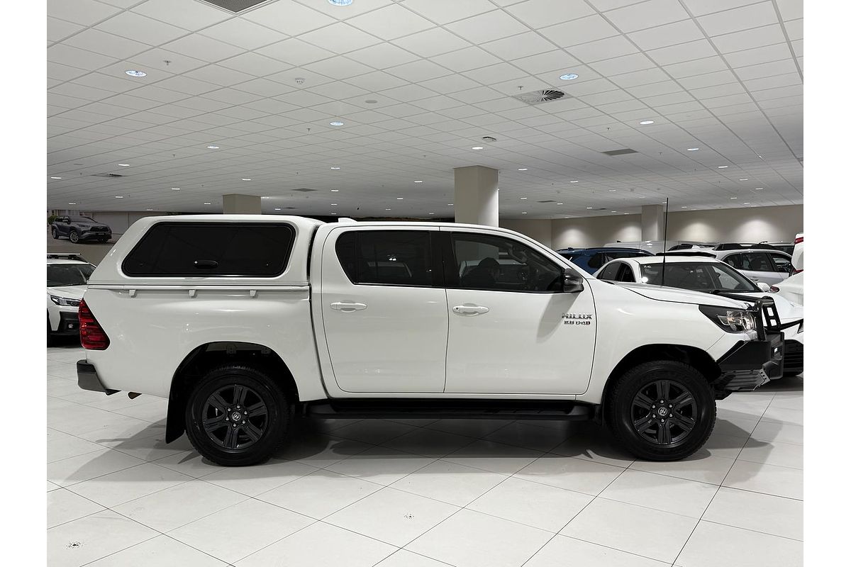 2022 Toyota Hilux SR GUN126R