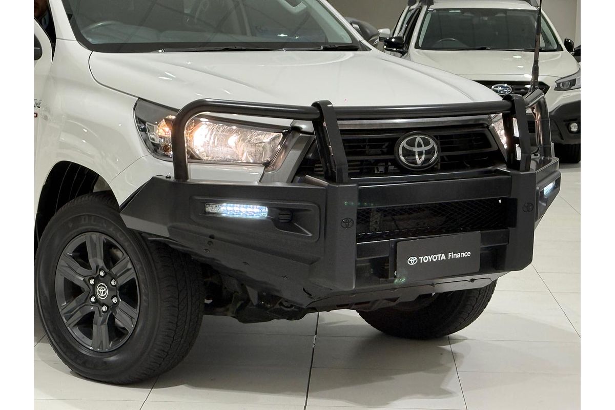 2022 Toyota Hilux SR GUN126R