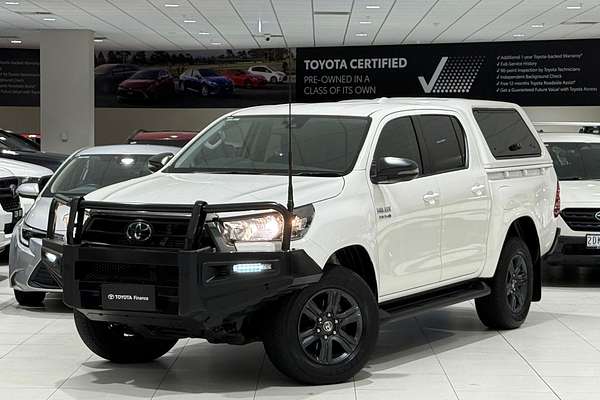 2022 Toyota Hilux SR GUN126R