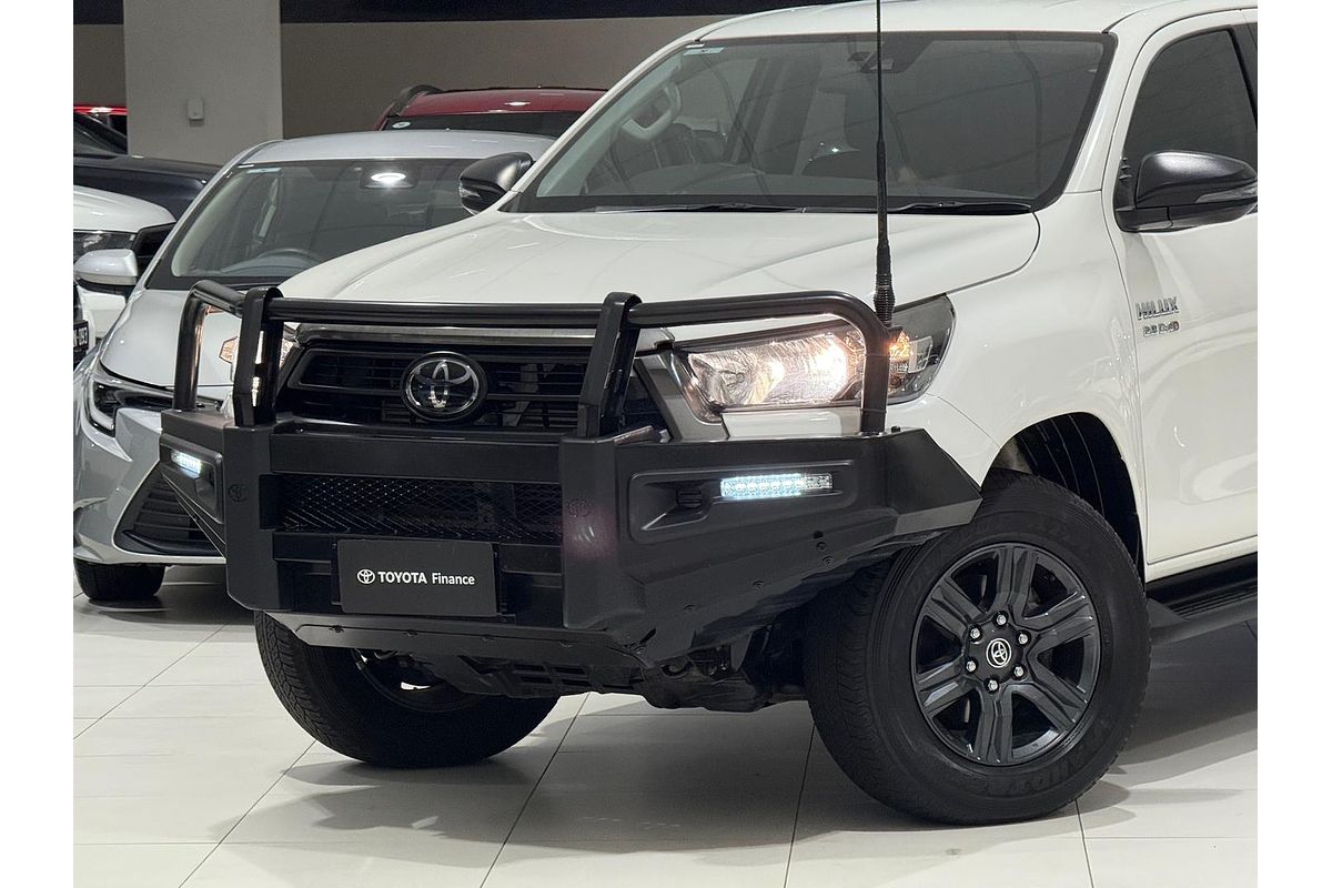 2022 Toyota Hilux SR GUN126R