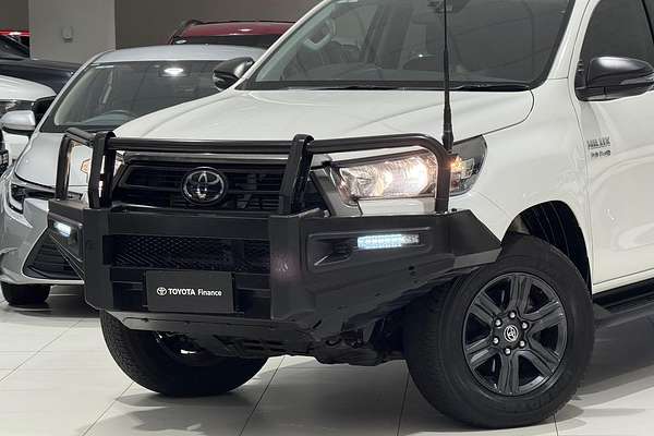 2022 Toyota Hilux SR GUN126R