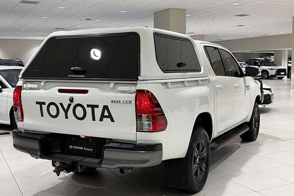 2022 Toyota Hilux SR GUN126R