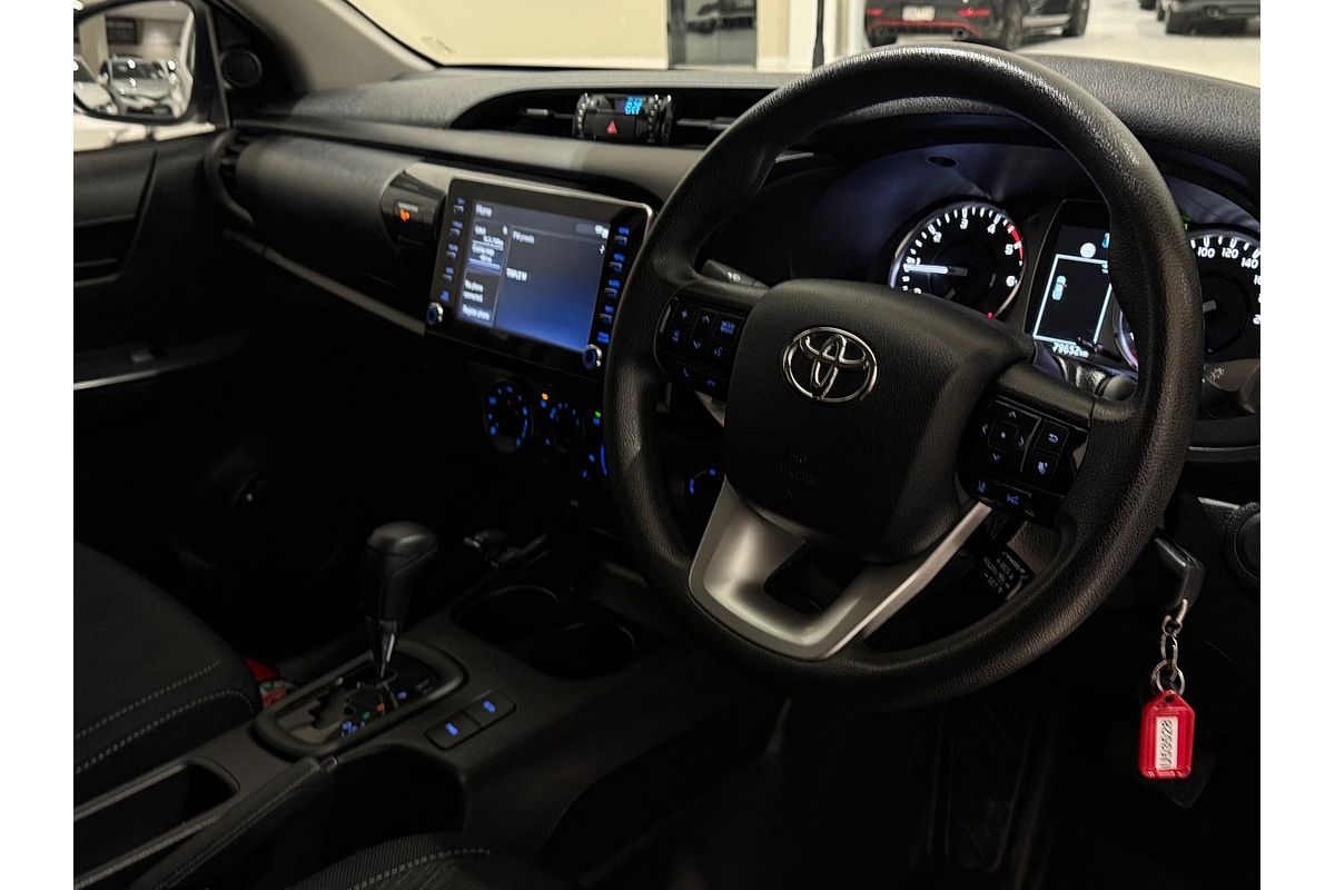 2022 Toyota Hilux SR GUN126R