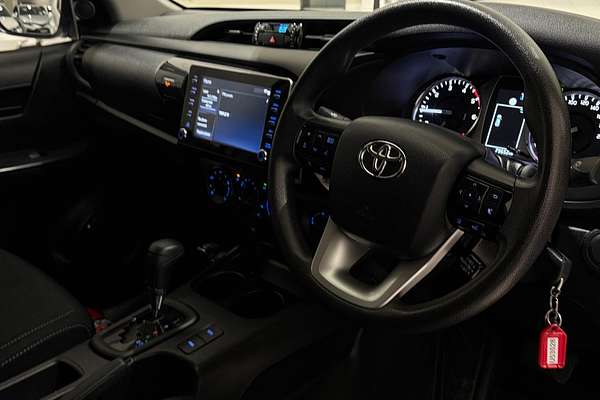 2022 Toyota Hilux SR GUN126R