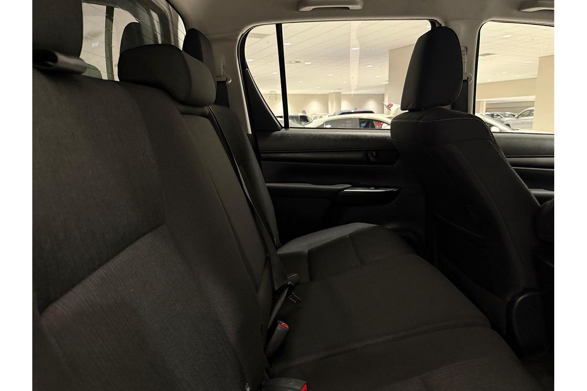 2022 Toyota Hilux SR GUN126R