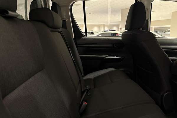 2022 Toyota Hilux SR GUN126R