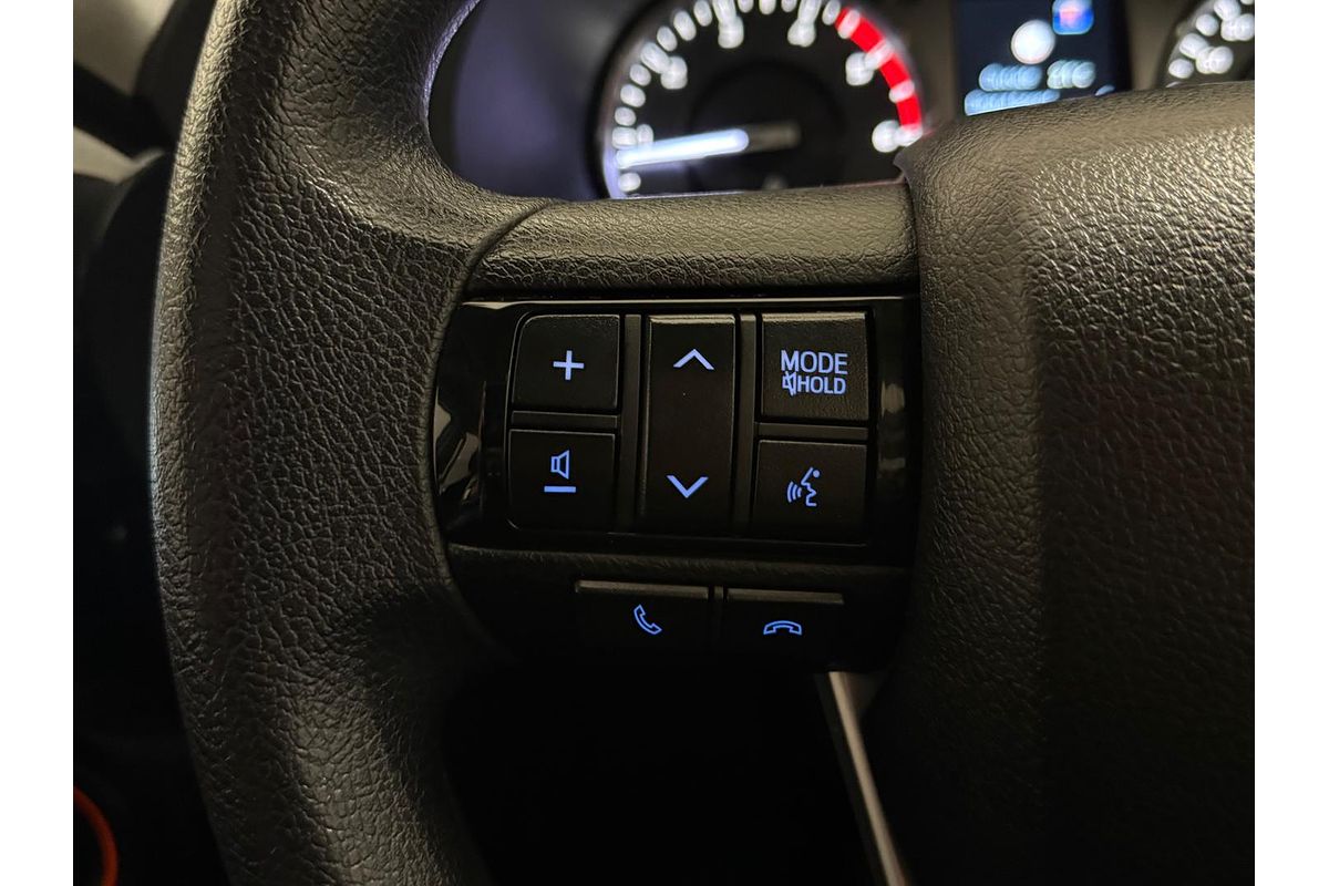 2022 Toyota Hilux SR GUN126R