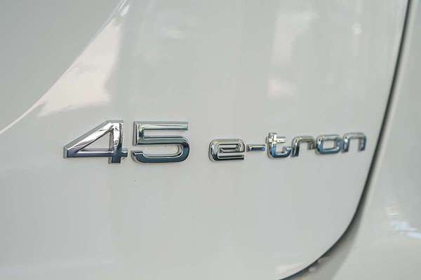 2024 Audi Q4 e-tron 45 F4